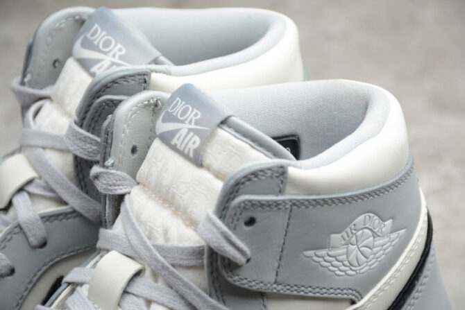 DIOR X AIR JORDAN 1 HIGH OG (DIOR SHOE BOX ) CN8607-002 - Image 5
