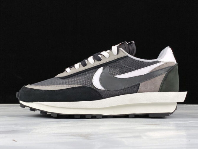 Nike LD Waffle Sacai Black Anthracite White BV0073-001