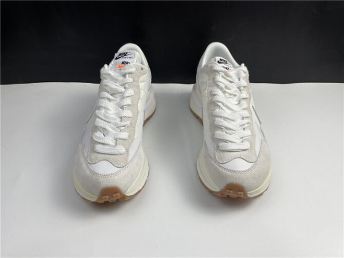 Nike Vaporwaffle Sacai Sail Gum DD1875-100 - Image 2