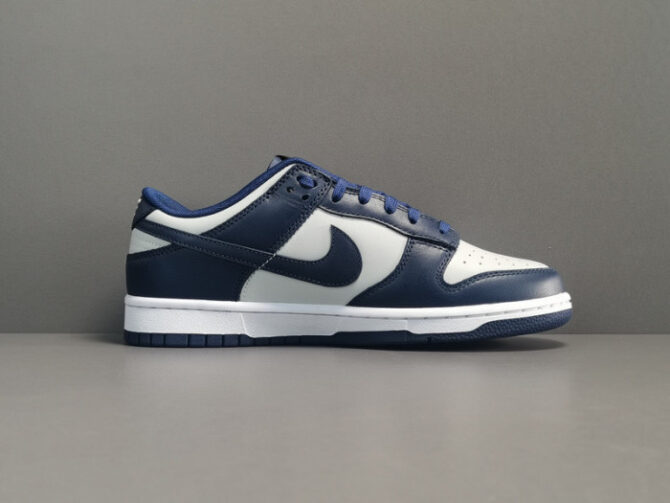 Nike Dunk Low Georgetown CW1590-004 - Image 2