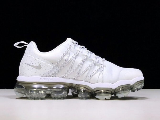 AIR VAPORMAX RUN UTILITY WHITE REFLECT SILVER (W) AQ8811-100 - Image 7
