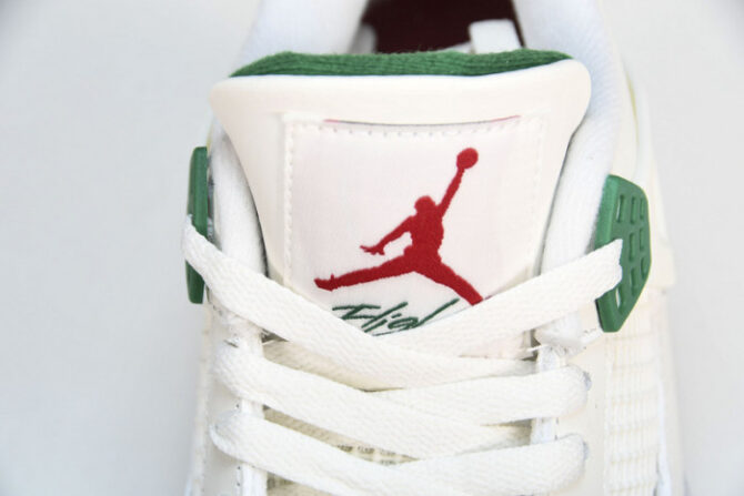 Jordan 4 Retro SB Pine Green DR5415-103 - Image 5