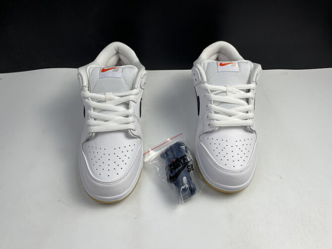 Nike SB Dunk Low Orange Label White Navy CZ2249-100 - Image 3