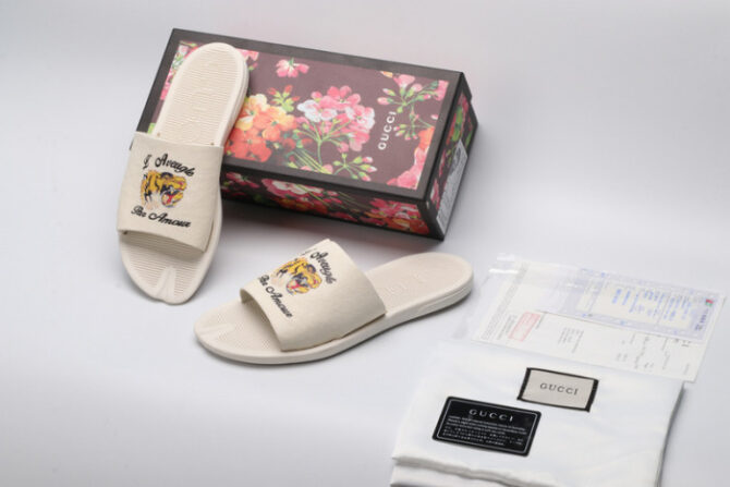 GUCC SANDALS - Image 2