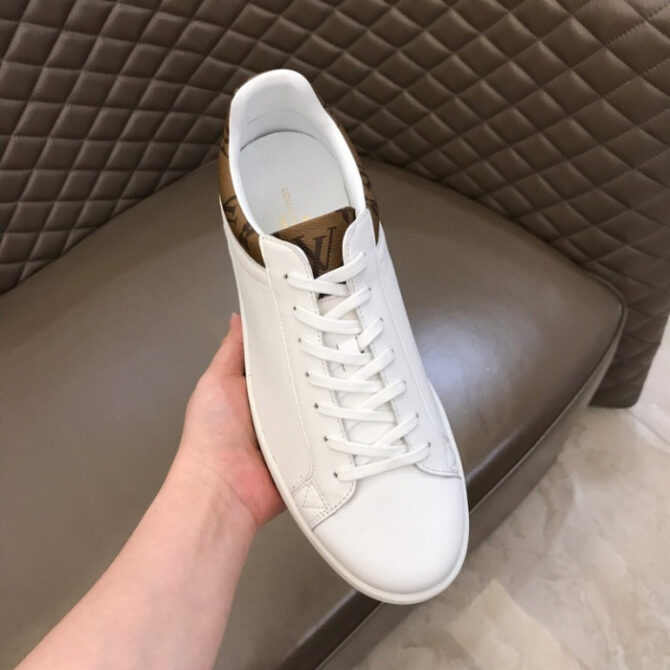 LV LUXEMBOURG SNEAKER - Image 2