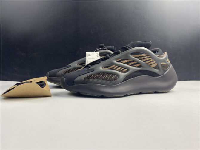 Adidas Yeezy 700 V3 GY0189