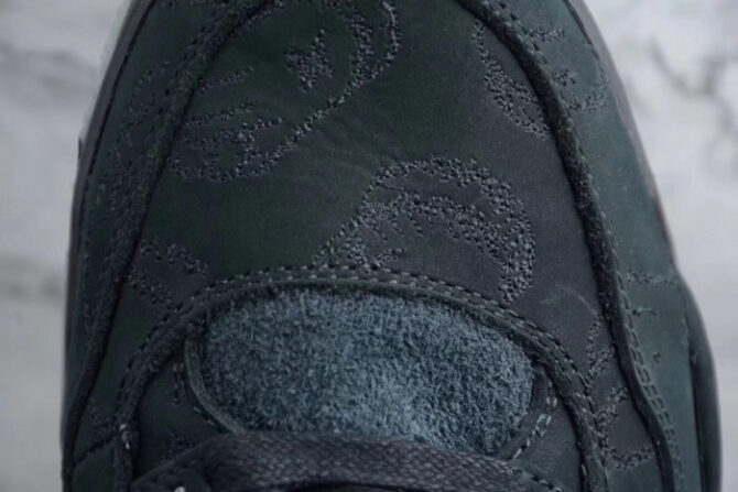 Air JORDAN 4 Retro KAWS 'KAWS' 930155-001 - Image 5