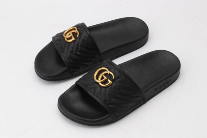 GUCC SANDALS