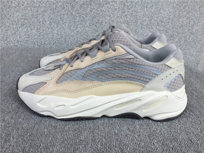 Adidas Yeezy Boost 700 V2 Cream GY7924