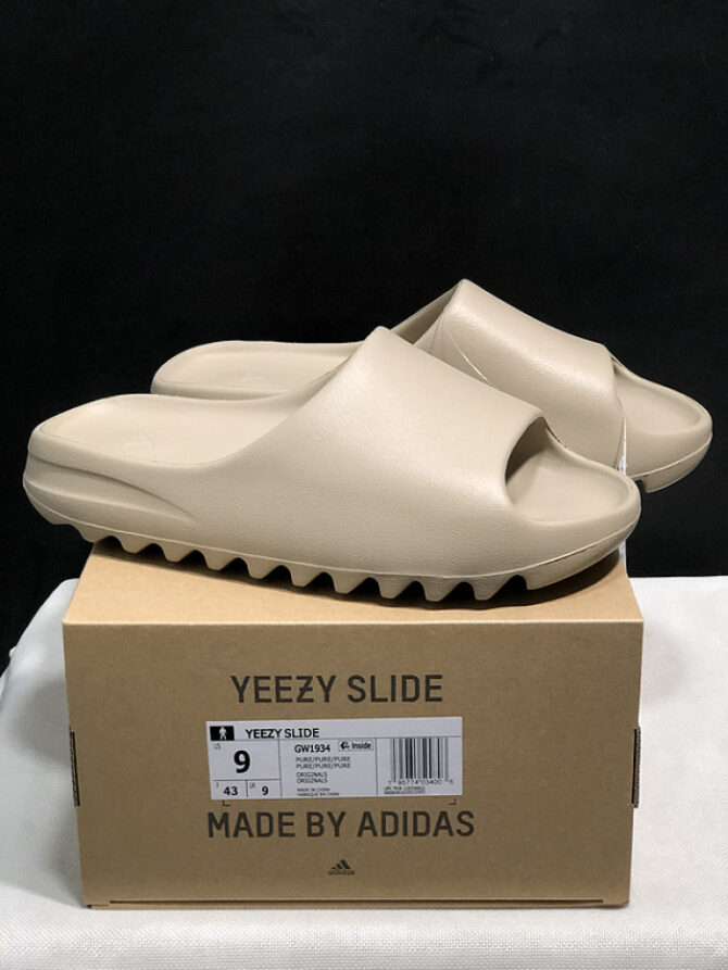 Adidas Yeezy Slide Pure (Restock Pair) GW1934 - Image 5