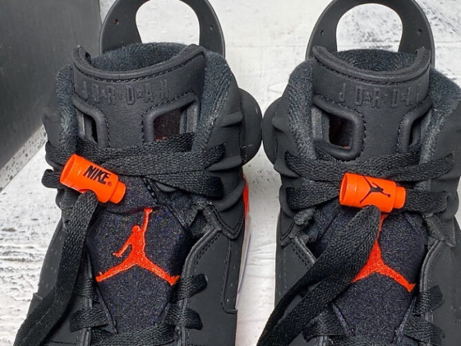 2019 AIR JORDAN 6 RETRO BLACK INFRARED OG 384664-060 - Image 7