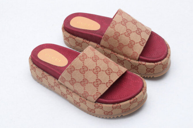 GUCC SANDALS - Image 6