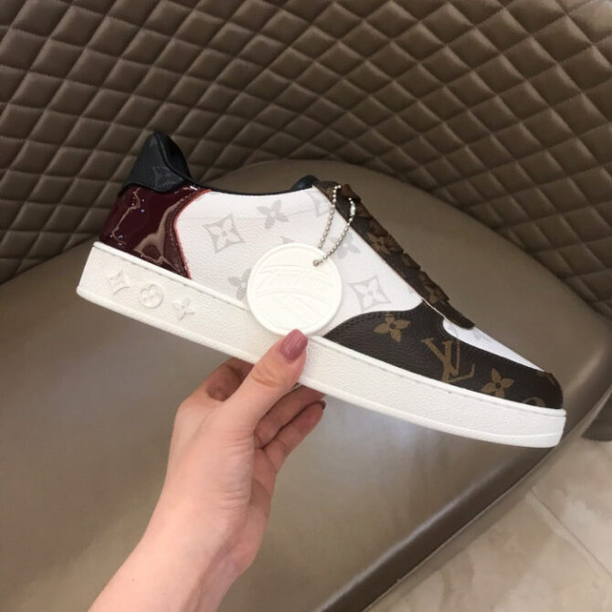 LV BEVERLY HILLS SNEAKER - Image 7