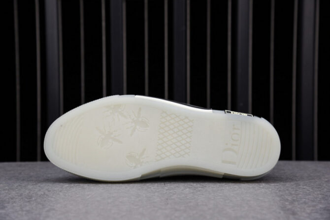 DIOR B23 Oblique Sneaker - Image 3