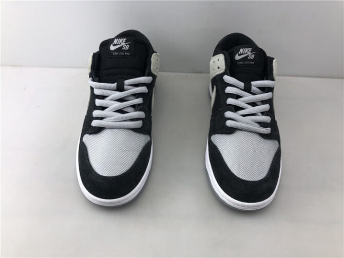 Nike Sb Zoom Dunk Low Pro Black/Wolf Grey-White-White 854866-001 - Image 4