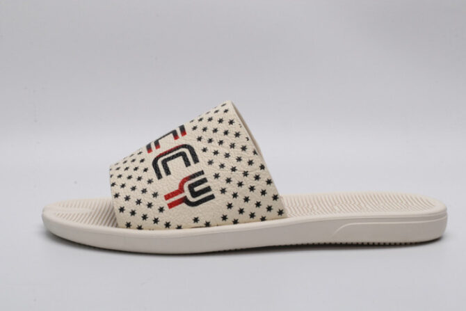 GUCC SANDALS - Image 3