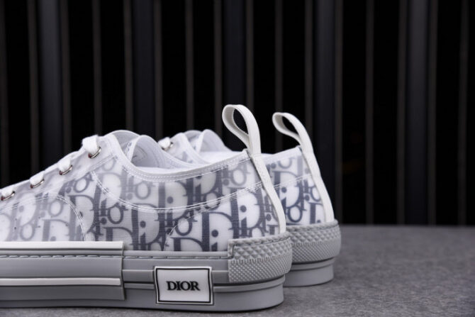 DIOR B23 Oblique Sneaker - Image 3