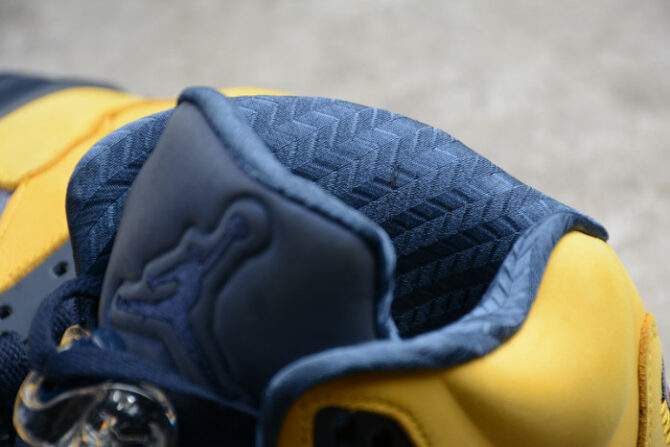 Air Jordan 5 'Michigan' CQ9541-704 - Image 5