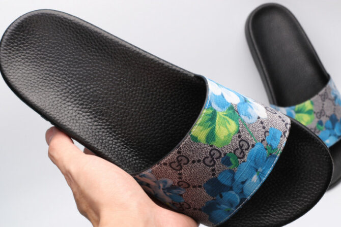 GUCC SANDALS - Image 3