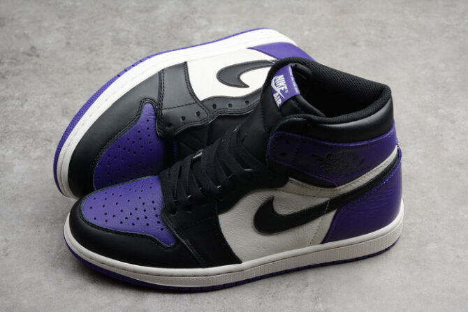 Air Jordan 1 Retro High OG 'Court Purple' 555088-501 - Image 3