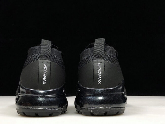 AIR VAPORMAX FLYKNIT 3.0 TRIPLE BLACK AJ6900-004 - Image 4