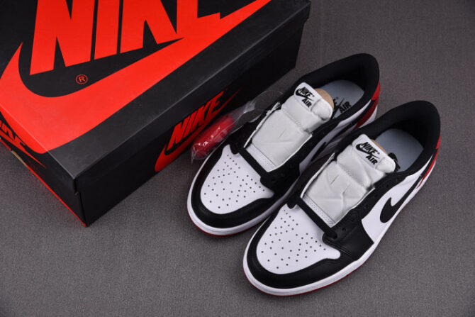 Jordan 1 Low Black Toe (GS) 553560-116 - Image 6