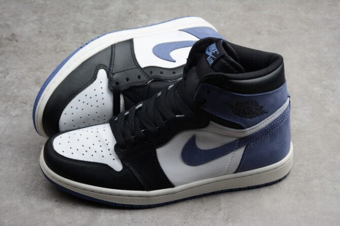 AIR JORDAN 1 RETRO HIGH OG “BLUE MOON” 555088-115 - Image 3