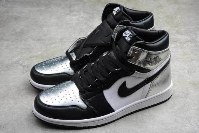 Air Jordan 1 High OG WMNS “Silver Toe” CD0461-001 - Image 6