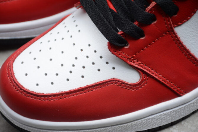 Jordan 1 Retro High Satin Black Toe (W) CD0461-016 - Image 4