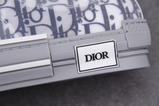 DIOR B23 Oblique Sneaker - Image 2