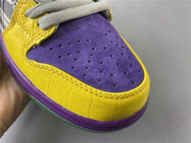 Nike Duck Low Pro Purple Yellow 318403-137 - Image 3