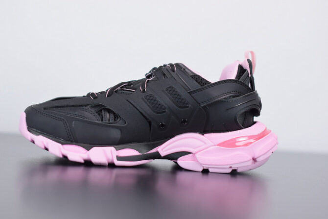 BLCG Track Trainer pink and black 542436 W3AC1 1050