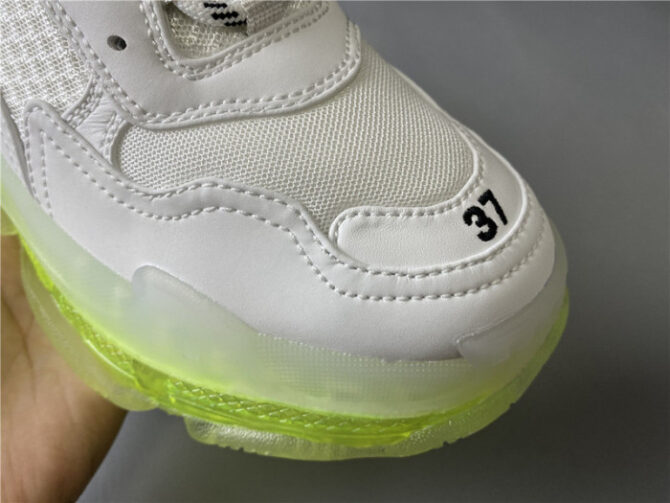 BLCG Sneaker Triple.s.Gomma Fluorescent White 544351 W09O1 0828 - Image 4