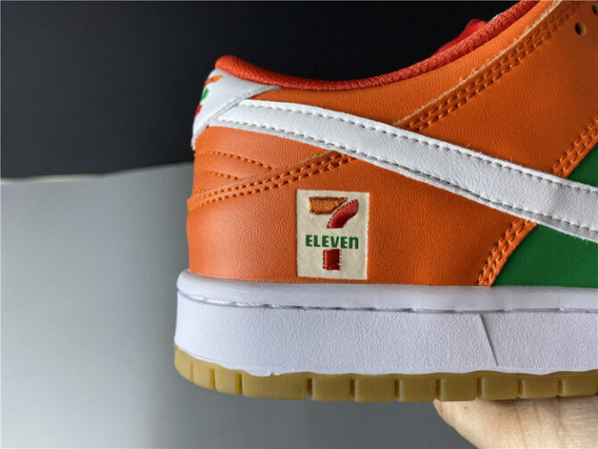 Nike SB Dunk Low Red Orange Green CZ5130-600 - Image 4