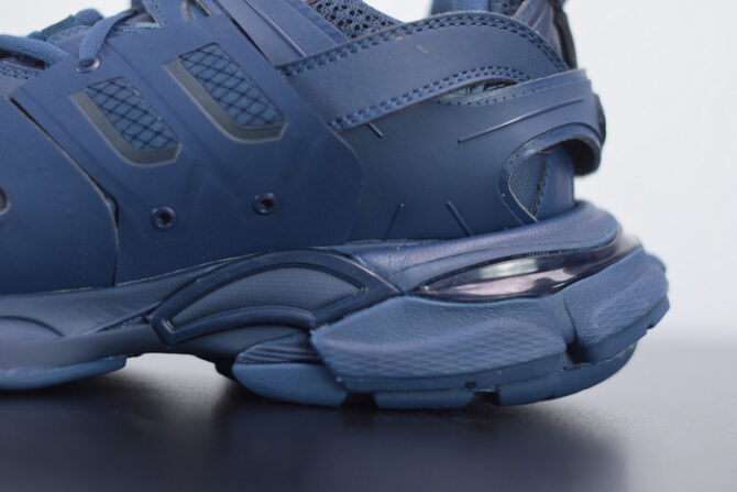 BLCG Track Trainer Dark Navy 542023 W2LA1 4107 - Image 7