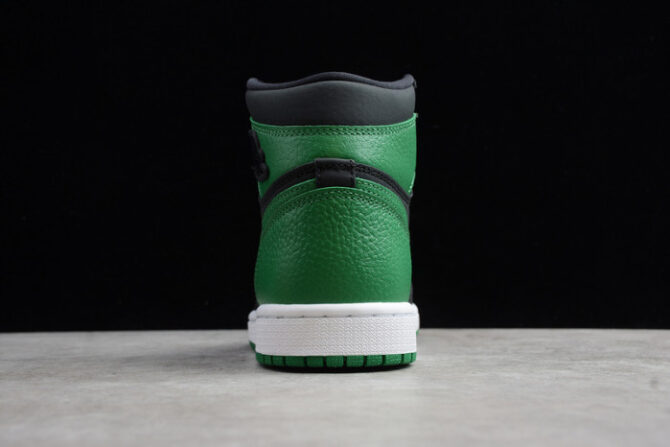 Jordan 1 Retro High Pine Green Black 555088-030 - Image 3