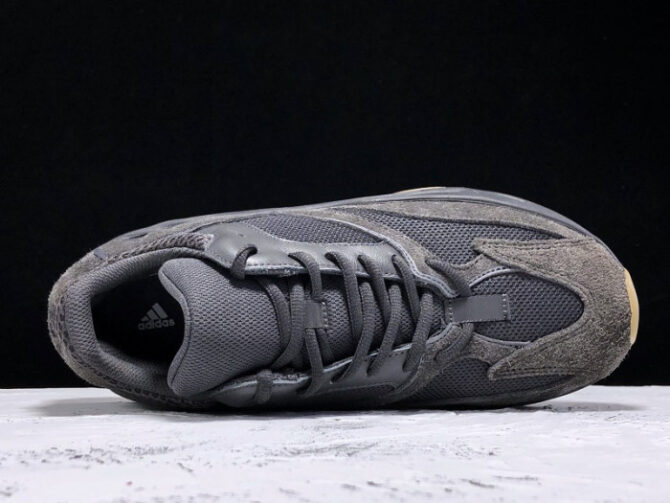 Adidas Yeezy Boost 700 Utility Black FV5304 - Image 2