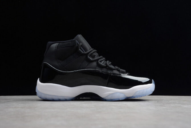 Jordan 11 Retro Space Jam (2016) 378037-003 - Image 4