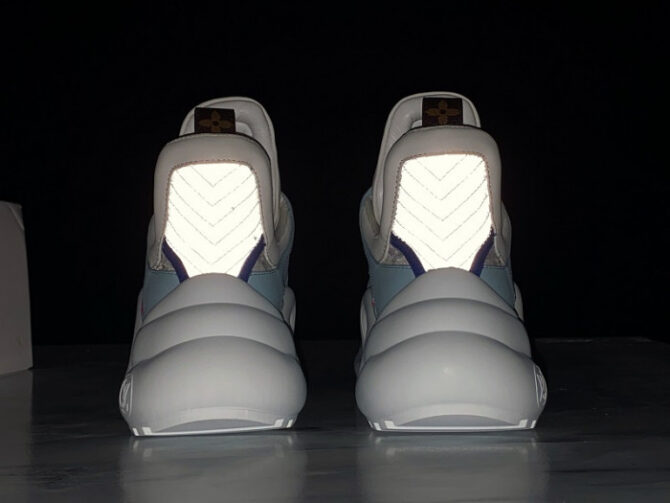 LV ARCHLIGHT SNEAKER - Image 8