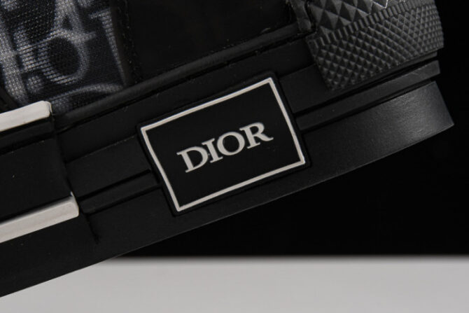 DIOR B23 Oblique Sneaker - Image 4