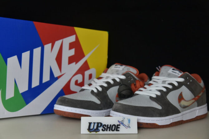 Crushed D.C. x Nike SB Dunk Low DH7782 001 - Image 5