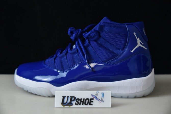 Air Jordan 11 Retro Low ''Legend Blue'' AT7802