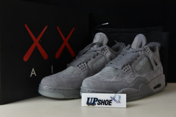 KAWS x Air Jordan 4“ Cool Grey”930155-003 - Image 4