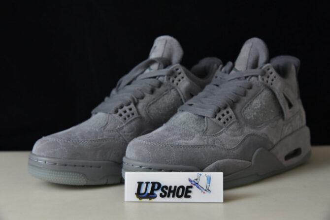 KAWS x Air Jordan 4“ Cool Grey”930155-003 - Image 3