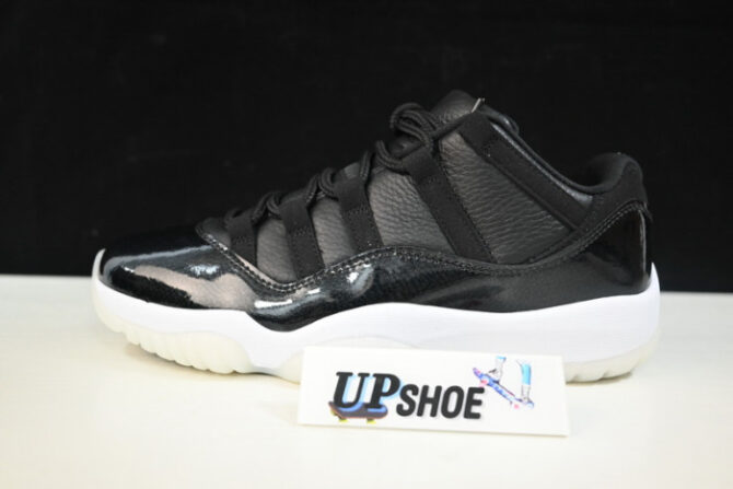 AIR JORDAN 11 RETRO LOW BLACK-WHITE AV2187 001