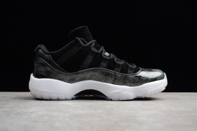 Jordan 11 Retro Low Barons 528895-010 - Image 3