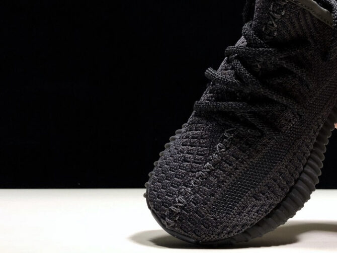 Adidas Yeezy Boost 350 V2 in Black FU9006 Kids - Image 5