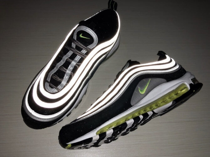 Air Max 97 OG Black Volt 921826-004 - Image 3