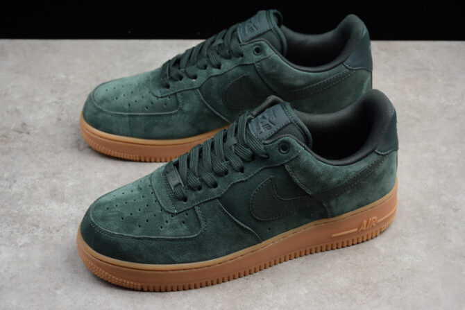 NIKE AIR FORCE 1 ´07 LV8 SUEDE OUTDOOR GREEN BRAND AA1117-300 - Image 6