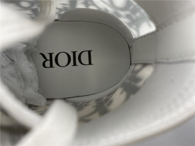 DIOR B23 Oblique Sneaker - Image 7